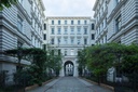 LIVING IN THE LEGENDARY TRENDY DISTRICT - REGENT 56