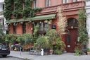 LIVING IN THE LEGENDARY TRENDY DISTRICT - REGENT 56
