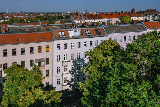 NICE NEIGHBORHOOD ATMOSPHERE - BEAUTIFUL CLASSIC APARTMENT